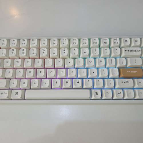 Kevchron K2 HE (K2H-01)無線磁軸鍵盤（特別版-木側 飾白鋁框）99%新