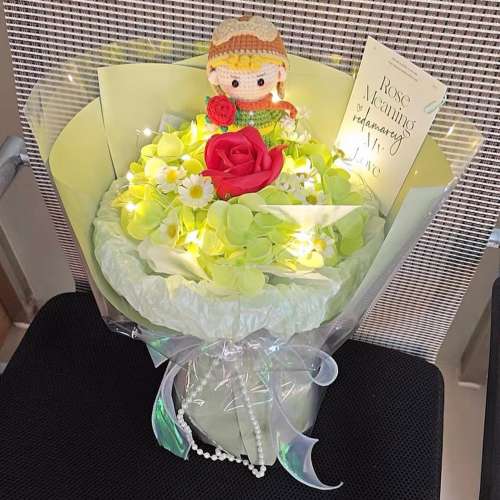 睇下文‼️接急單·獨家原創 鉤針小王子與玫瑰公仔花束 小王子畢業花束‼️ the li...