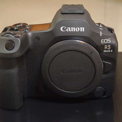 Canon EOS R5 Mark II , 行貨20-10-2024購0首 99%新 保證100％正常有盒有單有保用證...