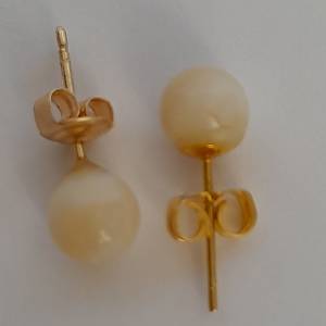 澳洲蛋白石opal 6.5mm耳環  配上14k耳針，no.14.11.25