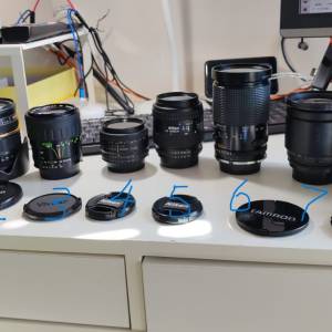 放三支騰龍,二支原廠NIKON AF鏡及一支手動威達VIVITAR變焦鏡共=$3200