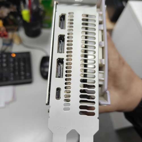 盈通  RX6800XT 16GB D6 樱瞳花嫁纪念版