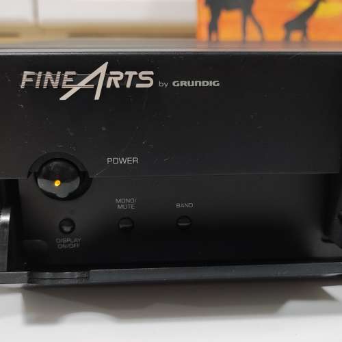 德國根德收音頭（GRUNDIG)