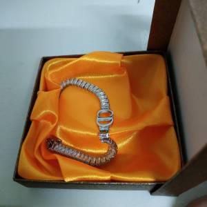 Sarea品牌手鑽鏈