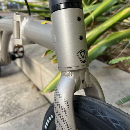 更新消息 (預訂版電變12速 消光鈦色和紫色) 2025最新款JAVA NEO 電變12速 升級碟剎3...