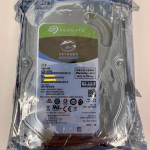 Seagate 2TB 容量，100%全新未開封，3.5吋，SATA ST2000VX008