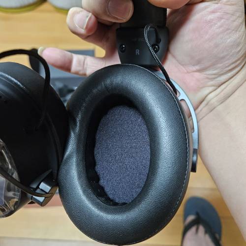 HyperX阿爾法S遊戲耳機