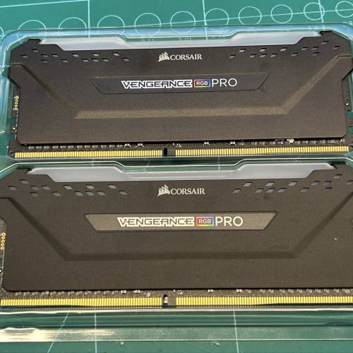 Corsair Vengeance RGB PRO DDR4 3600 64GB Kit (2x32GB) (CMW64GX4M2D3600C18)