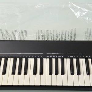 ALESIS Q61 MIDI KEYBOARD (midi controller)