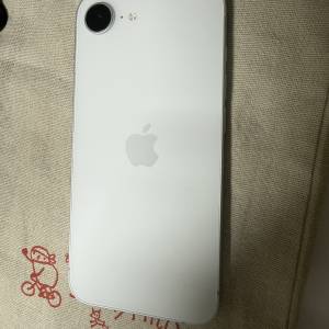99.9%new iPhone16E  128gb 有原廠保養 電池健康100%