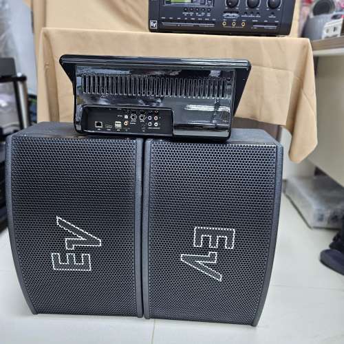 EV 卡拉ok擴音器 一套