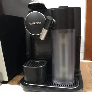 ☕️ NESPRESSO GRAN Lattissima DELONGHI F531 ITALY 🇮🇹  USED 膠囊咖啡機 ☕️
