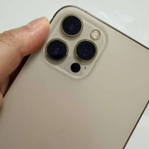 iPhone 12pro max 金色 512gb