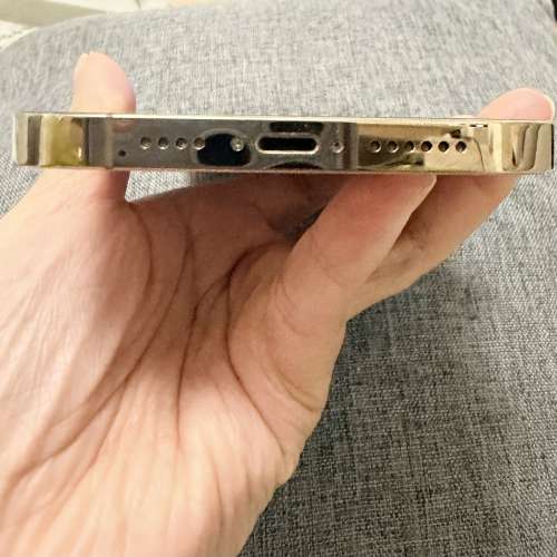 iPhone 12pro max 金色 512gb