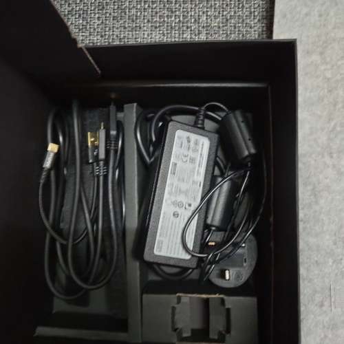 ViewSonic M1+ 便攜式投影機（如今，明兩天星期六，日交收可減至$1450）