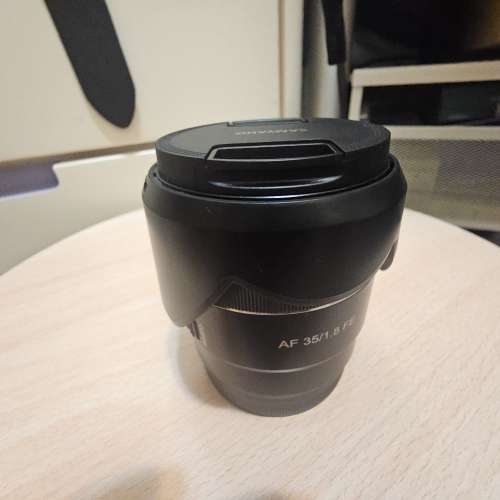 Samyang AF 35mm f1.8 sony e-mount