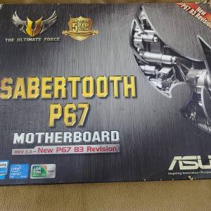 二手 ASUS  SABERTOOTH  P67主機板1套 有盒