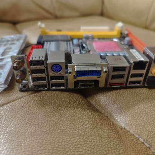 二手(新淨ITX) ZOTAE  LGA1156底板