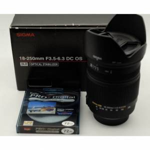 二手 sigma  18-250mm F3.5-5.6 DC OS HSM 天涯鏡。