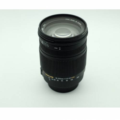 二手 sigma  18-250mm F3.5-5.6 DC OS HSM 天涯鏡。
