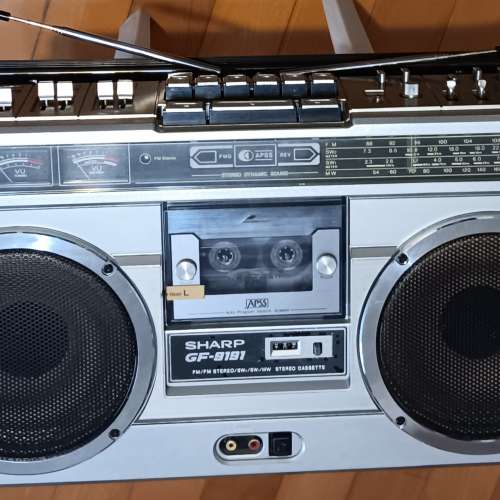 Sharp GF-9191 收音卡式機,平售.