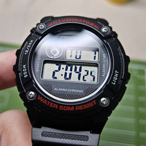 新淨行貨casio w216-h 七年電