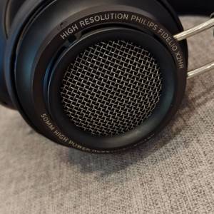 95 new Philips Fidelio X2HR headphones.