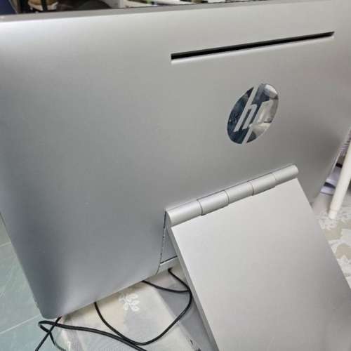 九成新HP Envy Recline 23 touchsmart  i7-4770 CPU 16GB RAM連無線鍵盤和有線滑鼠