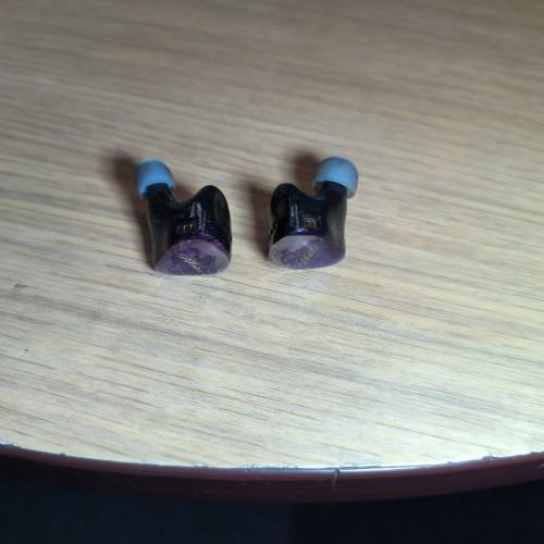 全新 Queen of Audio (QoA) Martini 入耳式耳機