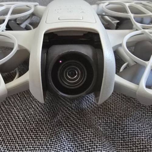 DJI NEO 無人機