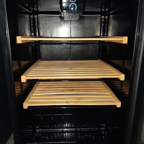 8成新FARFALLA紅酒櫃