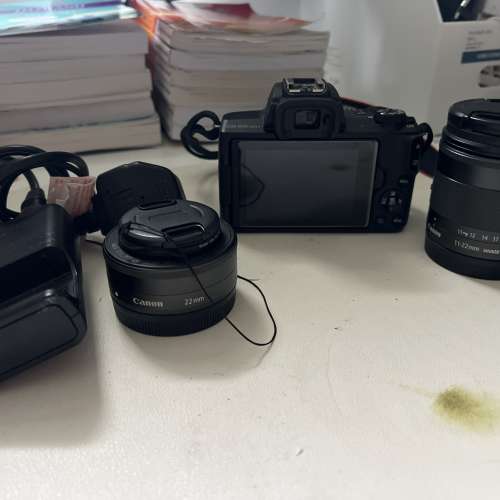 Canon M50 Mark II 二手 連11-22mm 22mm 15-45mm 3支鏡