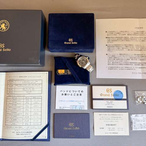 近全新 少有帶格出廠足長 全套 GRAND SEIKO SBGR019 市場少有 定位高級運動機械腕錶...