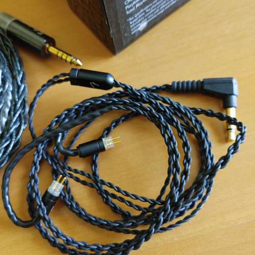 九成五新 Fender Track 耳機連4.4mm Xone 訂制耳機線加原身Fender 3.5mm耳機線