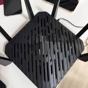 (100% work & 99.99% new) Acer Predator Connect W6 Wi-Fi 6E Router