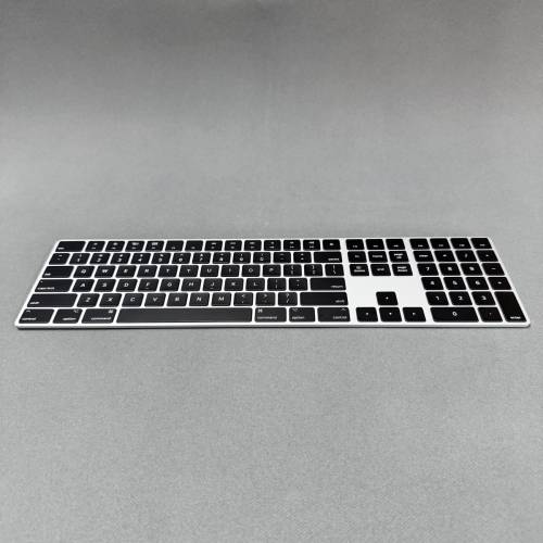 Apple Magic Keyboard with Numeric Keypad (Black Keys) for Mac 銀黑色帶數字鍵