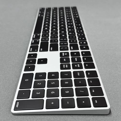 Apple Magic Keyboard with Numeric Keypad (Black Keys) for Mac 銀黑色帶數字鍵
