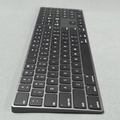 Apple Space Grey Magic Keyboard 2 with Numeric Pad 太空灰黑色帶數字鍵 A1843 f...
