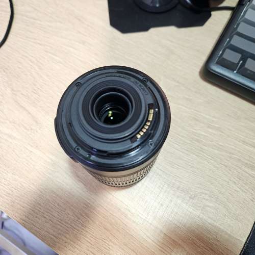 Canon EF-S 55-250mm f/4-5.6 IS