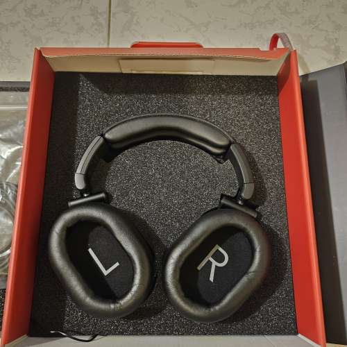 Austrian audio Hi-x60，連4.4石墨烯升級線，耳機