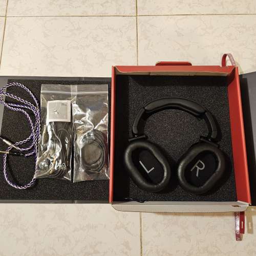 Austrian audio Hi-x60，連4.4石墨烯升級線，耳機