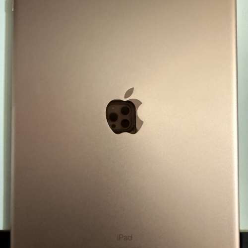 Ipad 8 32g金色