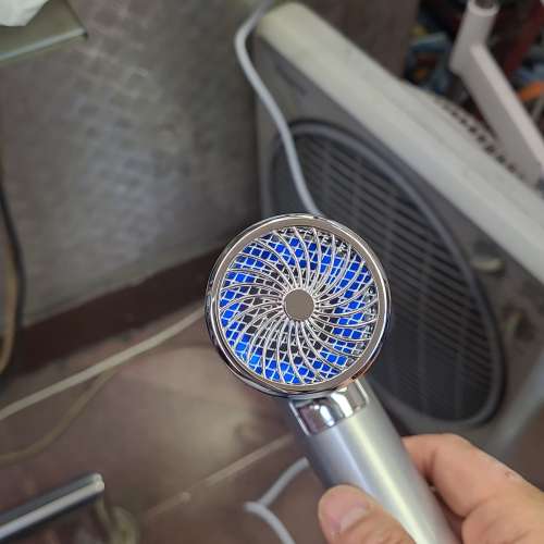 全新潮流風筒，冇盒冇單，輕巧好用風力強。