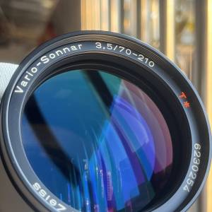 Carl Zeiss Vario-Sonnar 70-210mm f/3.5
