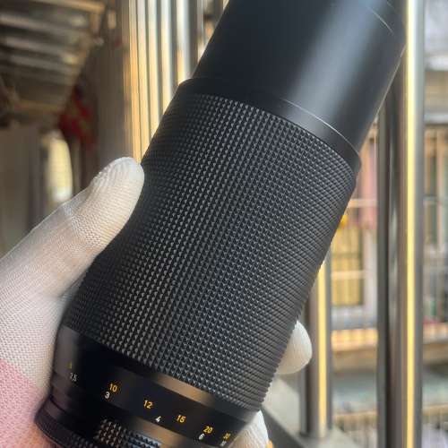 Carl Zeiss Vario-Sonnar 70-210mm f/3.5