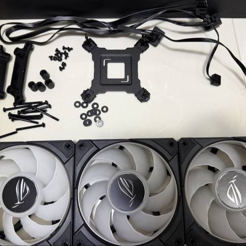 ASUS ROG RYUJIN III 360 ARGB EXTREME 水冷