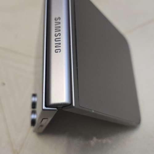 SAMSUNG Z FLIP 6 銀色 12+512全新一樣