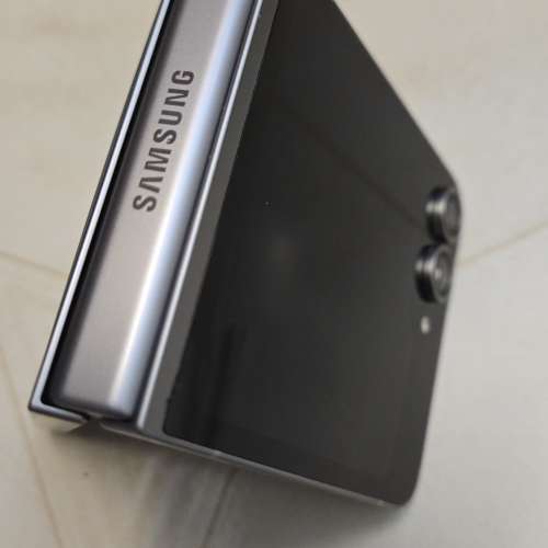 SAMSUNG Z FLIP 6 銀色 12+512全新一樣