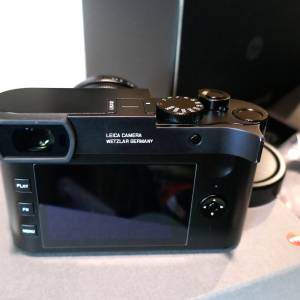 95%new...Leica Q2