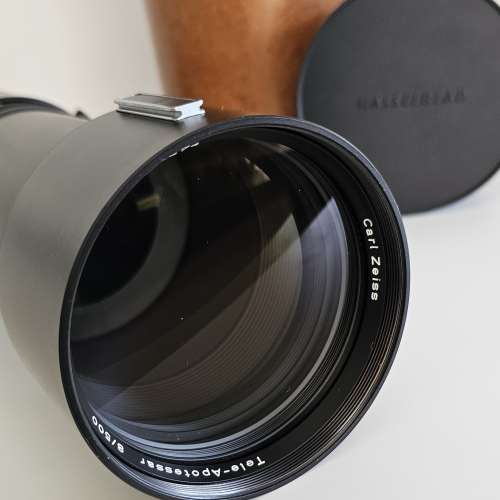 Hasselblad Tele-Apo 500mm f8 可以加接環用在，富士GFX, Leica, Nikon ,Sony 上